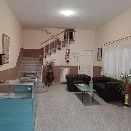 Hostal Ávila Ocaña Esterno foto