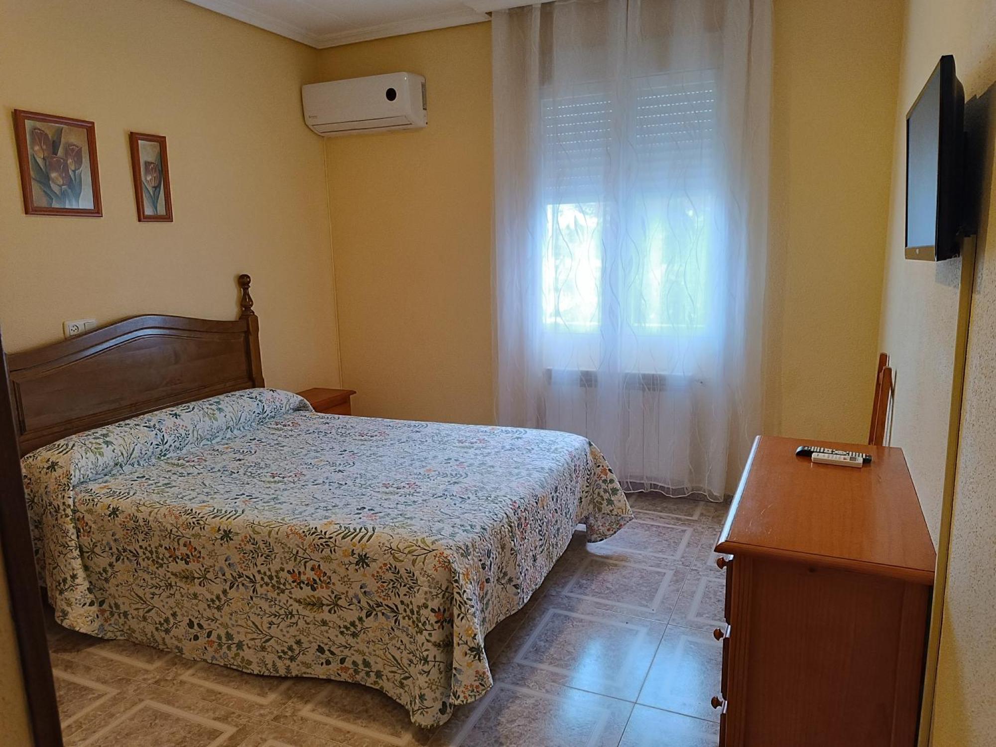 Hostal Ávila Ocaña Esterno foto