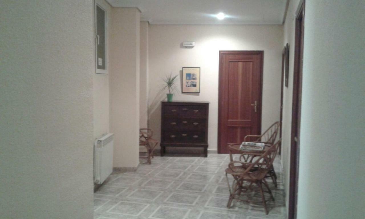 Hostal Ávila Ocaña Esterno foto