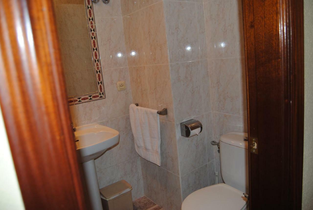 Hostal Ávila Ocaña Esterno foto