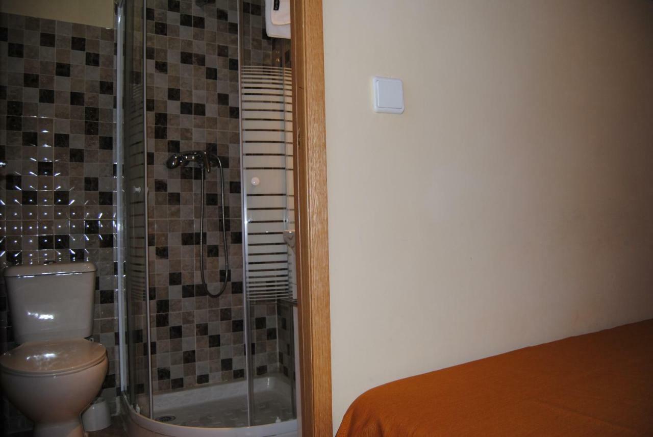 Hostal Ávila Ocaña Esterno foto