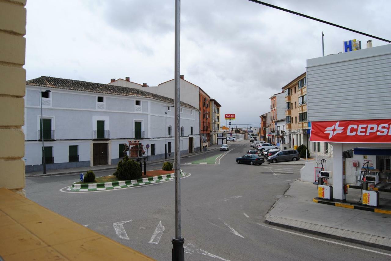 Hostal Ávila Ocaña Esterno foto