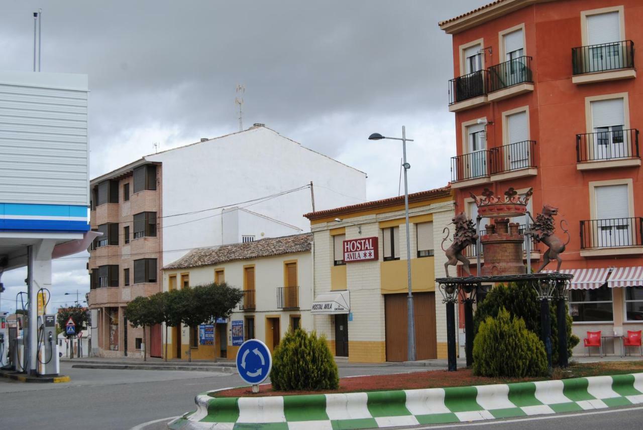 Hostal Ávila Ocaña Esterno foto