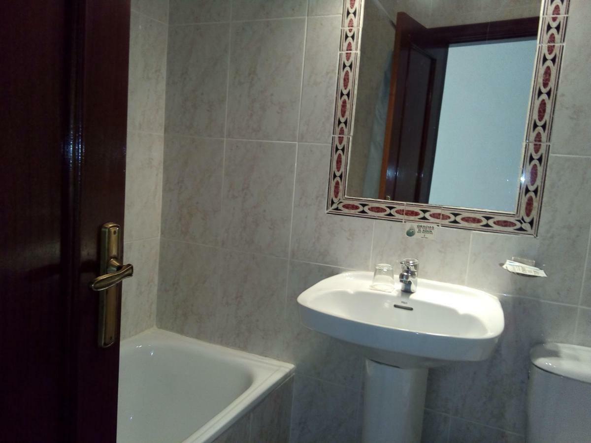 Hostal Ávila Ocaña Esterno foto